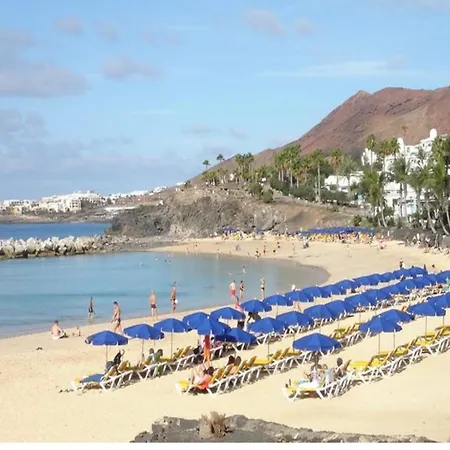 Beautiful And Luxurious With Heated Pool And Free Wi-fi In Playa Blanca. * Playa Blanca