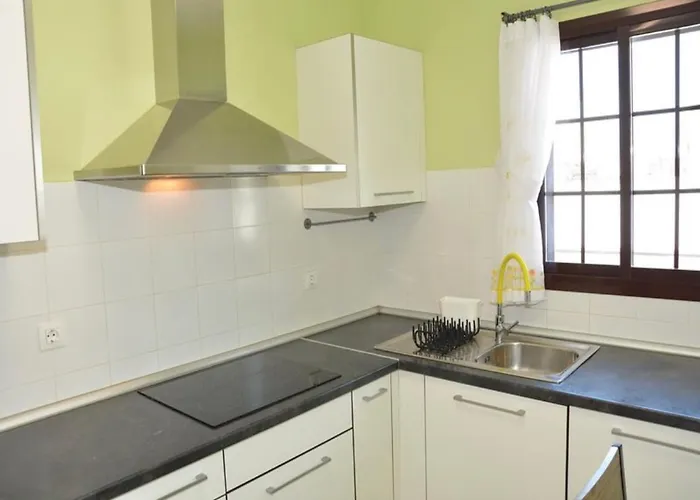 Beautiful And Luxurious With Heated Pool And Free Wi-fi In Playa Blanca. Playa Blanca (Lanzarote)