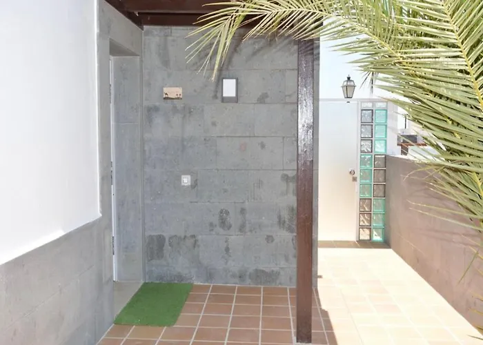 Villa Beautiful And Luxurious With Heated Pool And Free Wi-fi In Playa Blanca. *