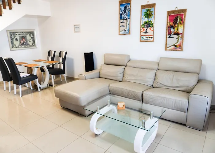 Beautiful And Luxurious With Heated Pool And Free Wi-fi In Playa Blanca. Villa Playa Blanca (Lanzarote)